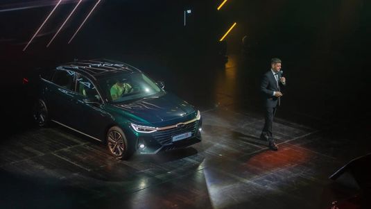 Новый король дорог уже в России – CHERY представила седан бизнес-класса ARRIZO 8